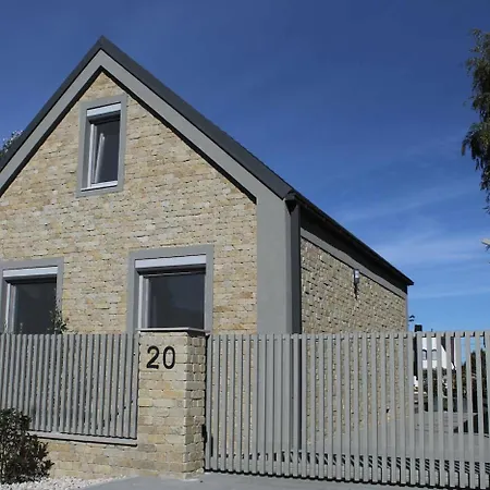 Case de vacanță Luxus Vendeghaz A Szigetkoez Sziveben