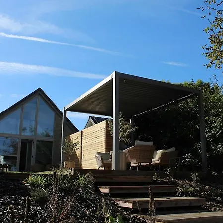 Luxus Vendeghaz A Szigetkoez Sziveben Case de vacanță Dunasziget