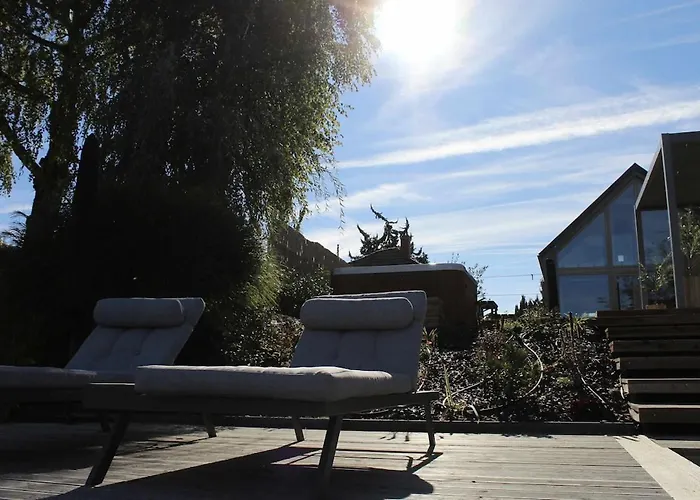 Luxus Vendeghaz A Szigetkoez Sziveben Case de vacanță