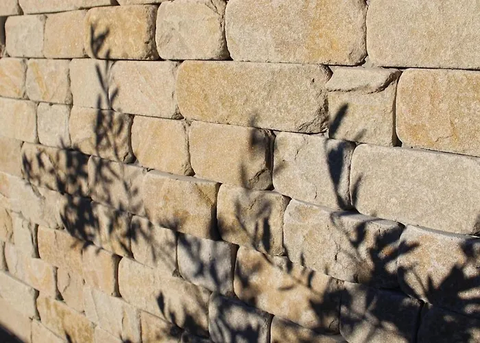 Luxus Vendeghaz A Szigetkoez Sziveben Case de vacanță