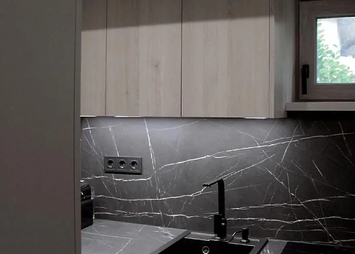 Luxus Vendeghaz A Szigetkoez Sziveben *