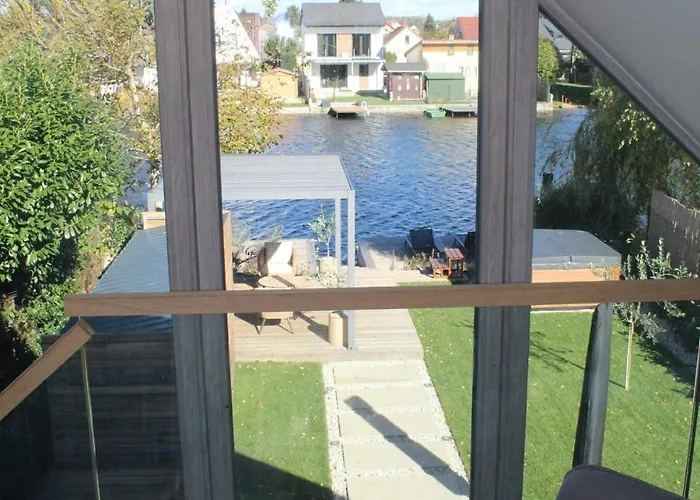 Luxus Vendeghaz A Szigetkoez Sziveben *